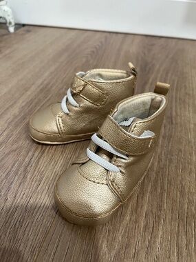 Gucci Metallic Gold Baby Walker Boots with White Laces